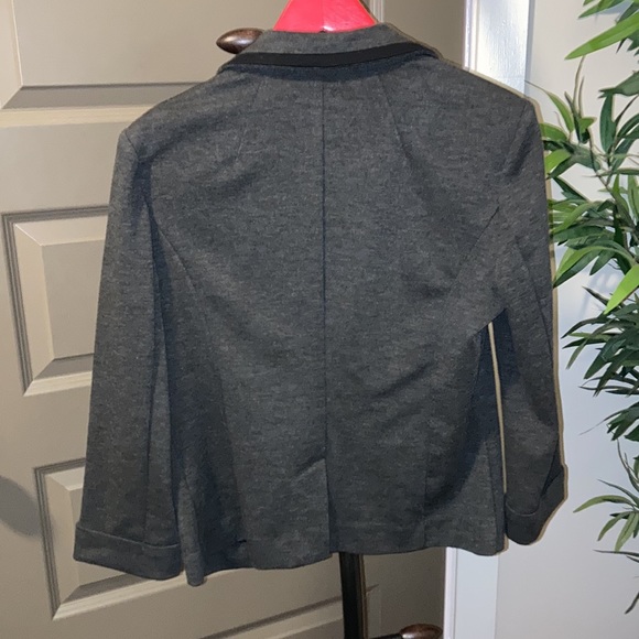 ⭐️gray black blazer - soft and stretchy⭐️ - Picture 2 of 3